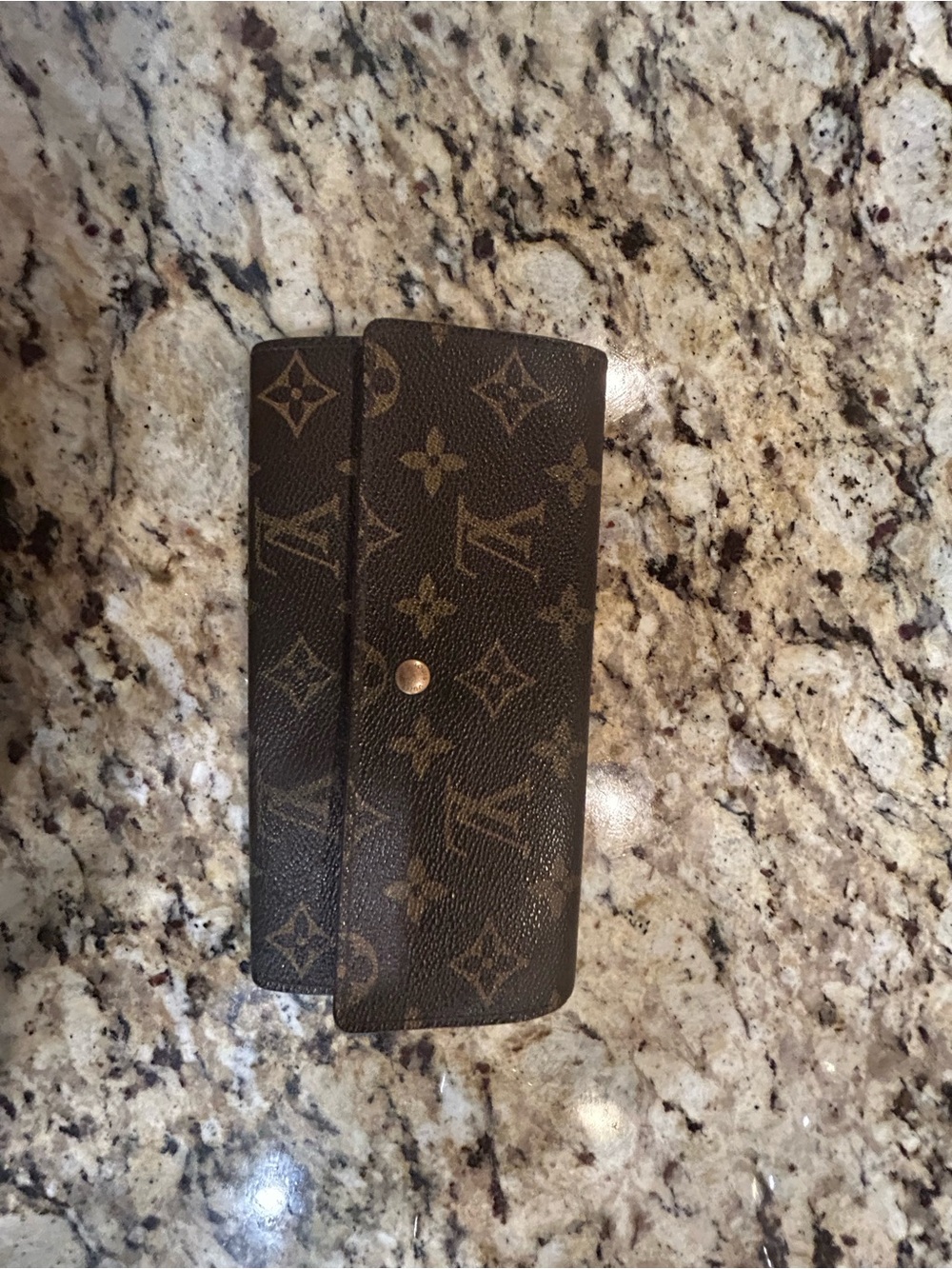 Louis Vuitton Sarah Wallet Original LV Classic Monogram Clutch